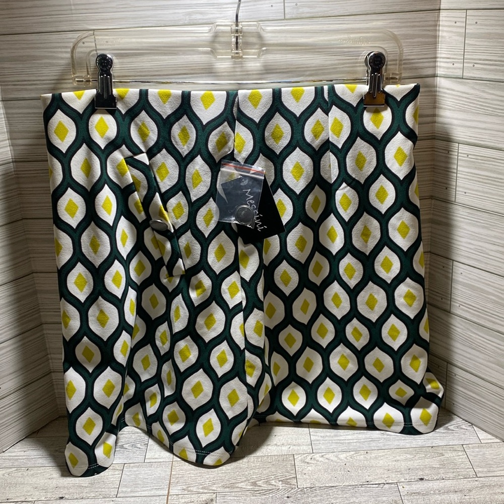 Messini Skirt Size Medium Brand New